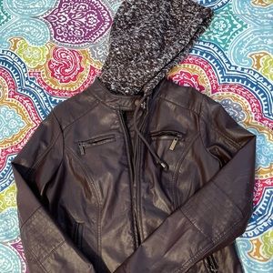 Medium,brand JouJou, zip up jacket